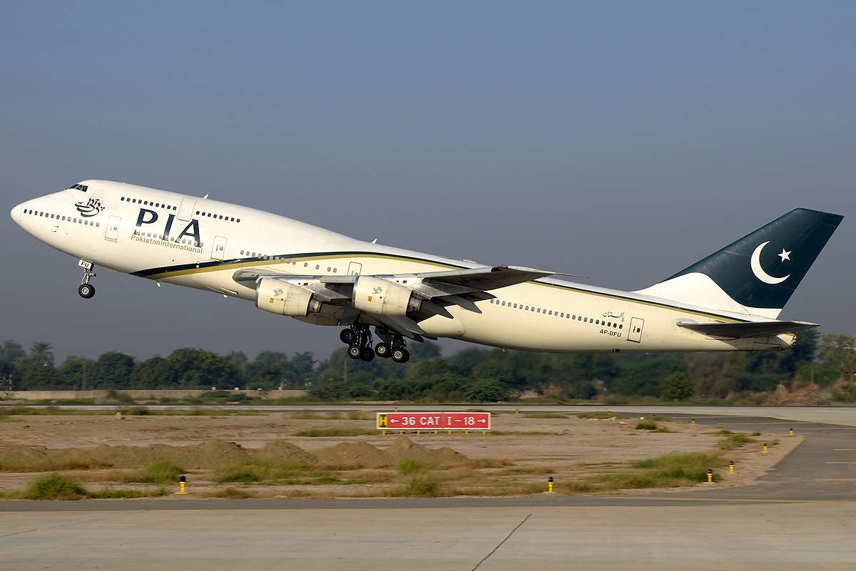 PIA_Boeing_747-300_Asuspine-5.jpg