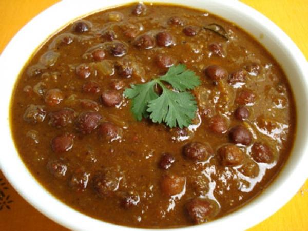 Kala_Chana_Gravy_bmzuv_Pak101(dot)com.jpg