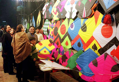 lahore_basant_festival1.jpeg