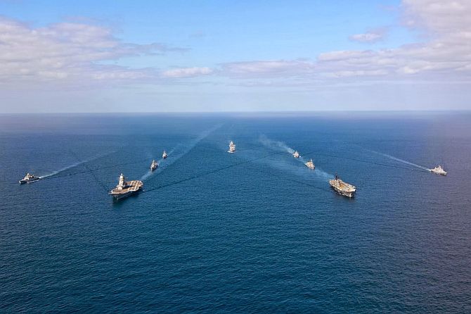 Carrier_Battle_Group_India.jpg