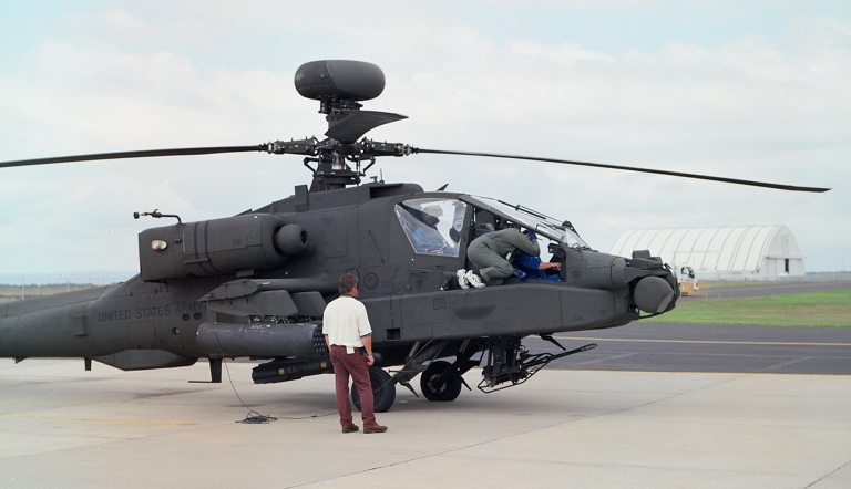 AH-64D-Longbow-Apache-Avalon-CKopp-1999-1S.jpg