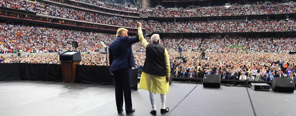 howdy-modi-pti-1.jpg