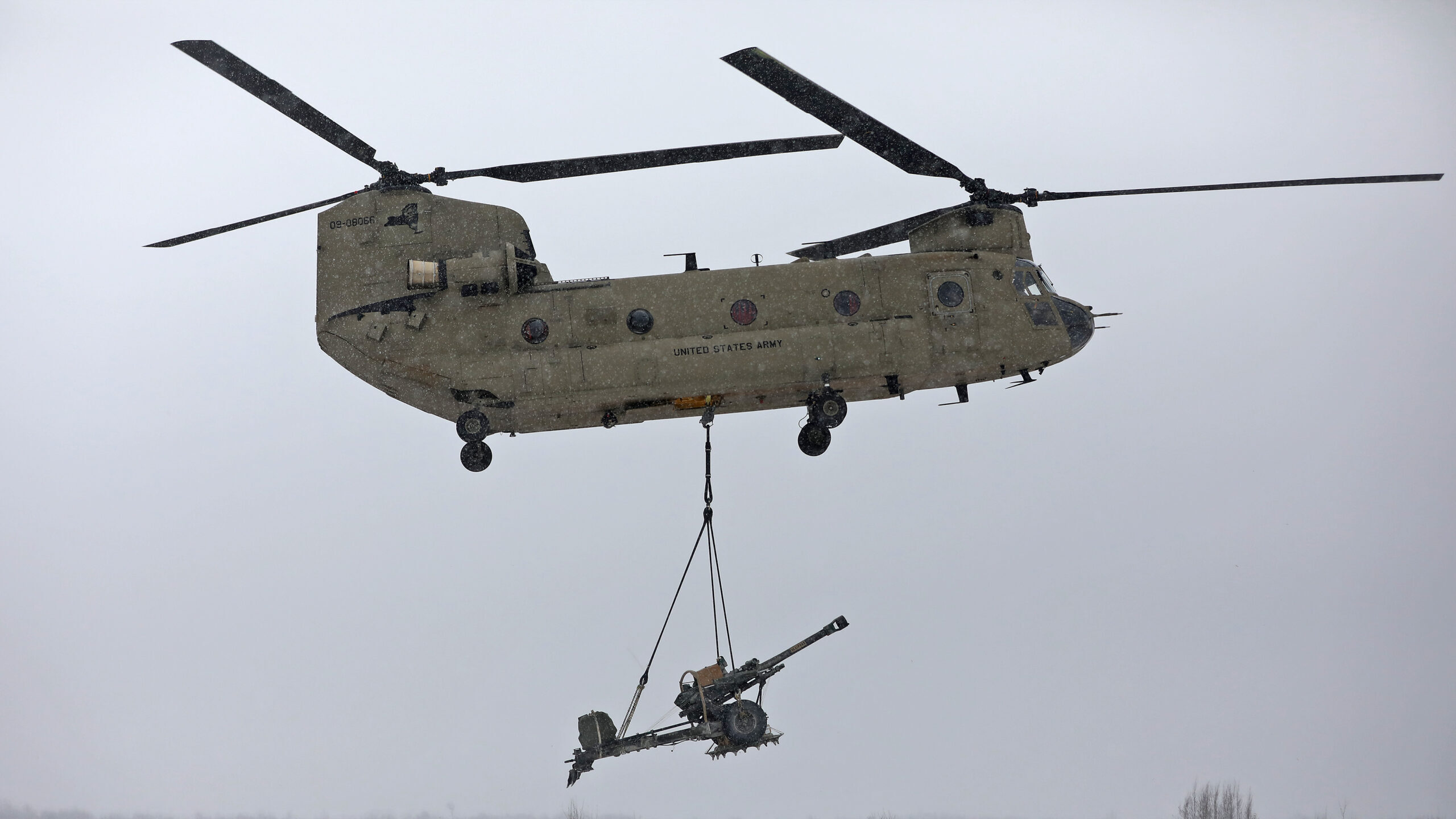 220422_howitzer_helo_5925846-scaled-e1665437505804.jpg