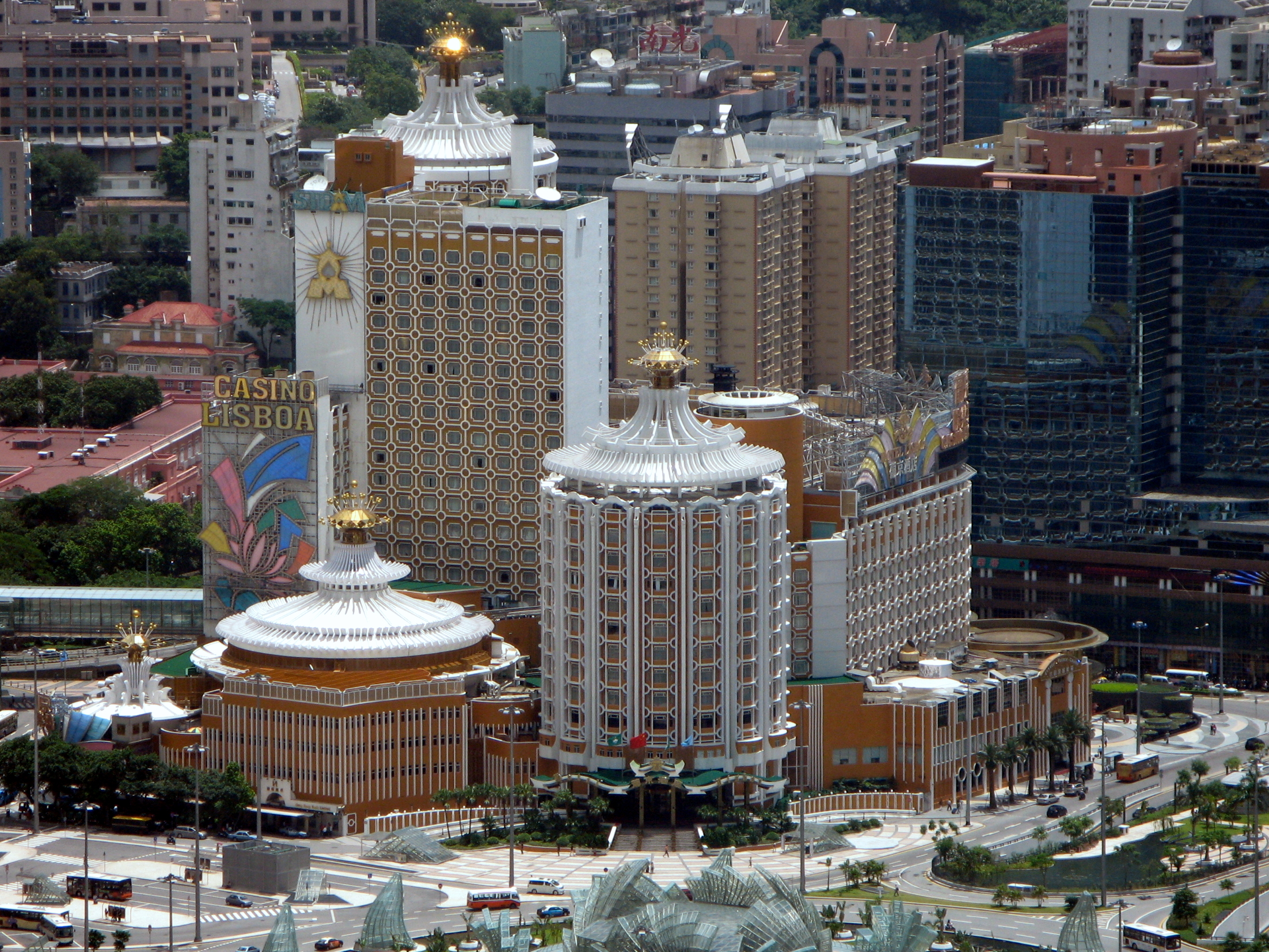 Macao_Hotel_Lisboa.jpg