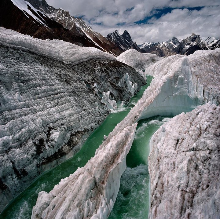 baltoro_glacier__pakistan__by_aishanoor-d4dztm1.jpg