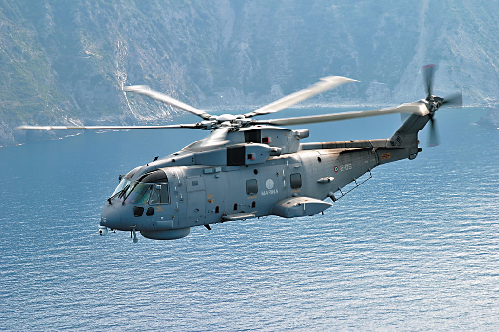 AIR_EH101_Italian_Navy_lg.jpg