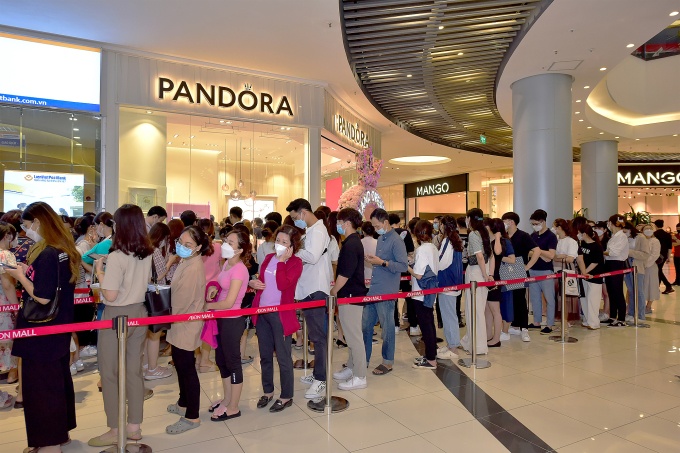 Denmark-based Pandora to build crafting factory in Vietnam