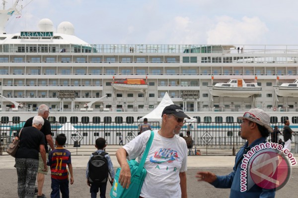 20160430Artania-di-Sabang.jpg