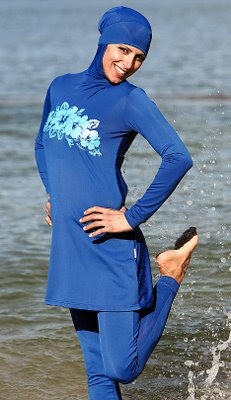 Burkini230607MOS_468x810.jpg