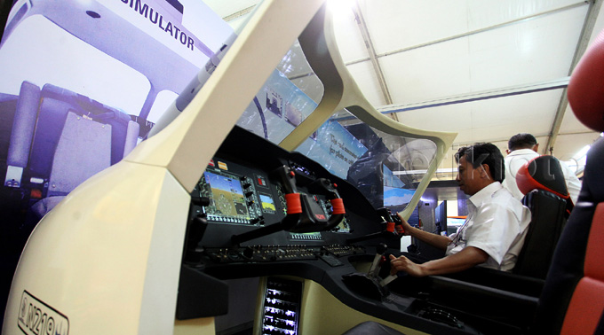 simulator-pesawat1.jpg