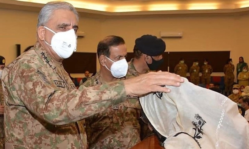 COAS General Qamar Javed Bajwa also visited Khatoon-i-Pakistan Government Girls School, an initiative of Zindagi Trust. — Photo courtesy: Radio Pakistan