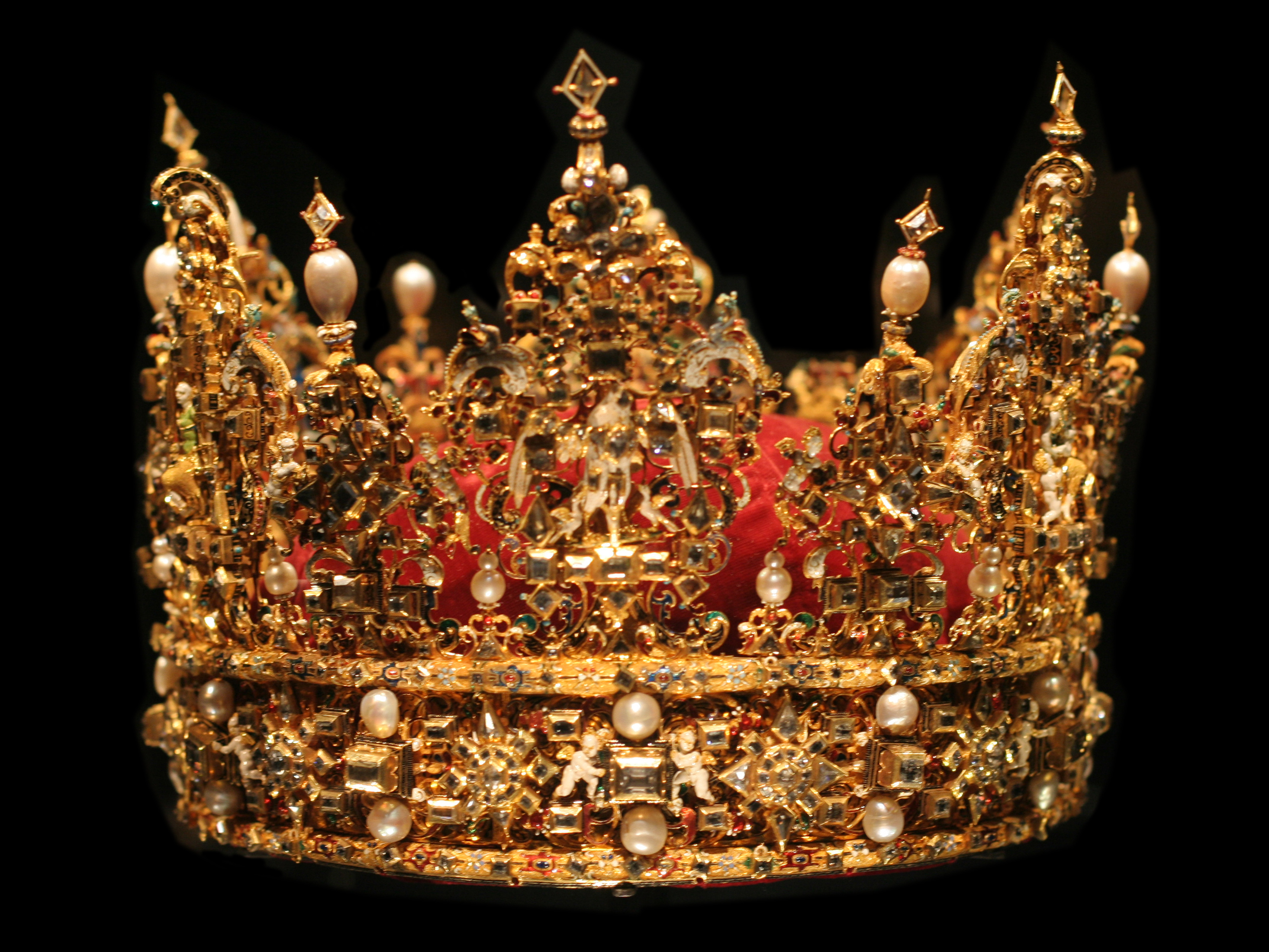 revelation-crown.jpg