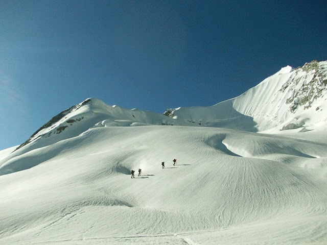 6-Hindukush-Mountain-Range-Swat.jpg