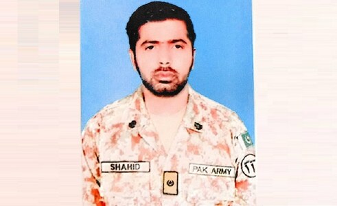 Army officer martyred in gunfight with terrorists in Balochistan's Awaran: ISPR