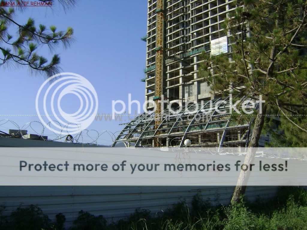 Islamabad-TheCentaurus-ConstructionPix-MAY2011-02.jpg