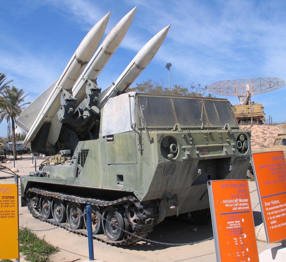 M727-Hawk-hatzerim-1.jpg