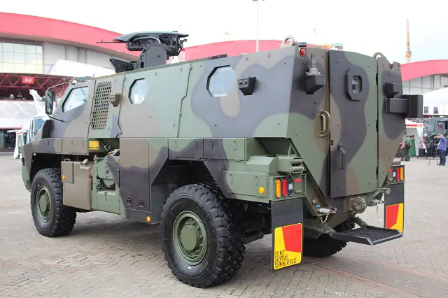 PT_Pindad_Sanca_MRAP_Indodefence_2016_2.jpg