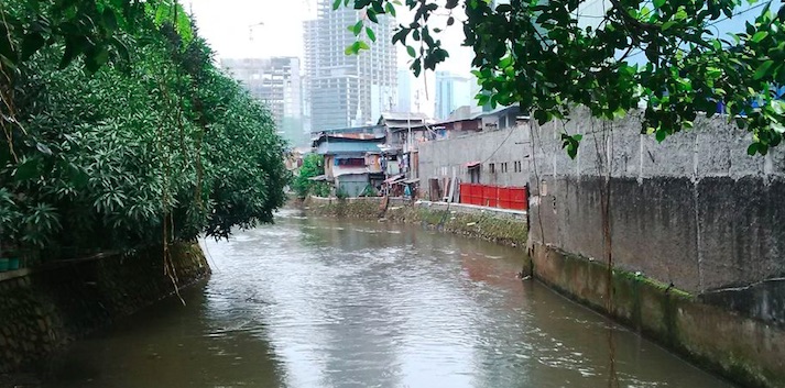 sungai_di_tendean.jpg