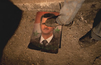 assad-poster-with-shoe-400x260.jpg