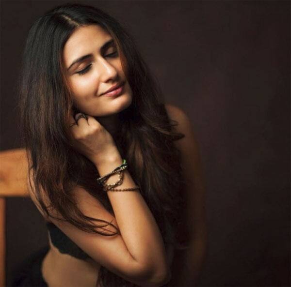 Fatima-Sana-Shaikh-4.jpg