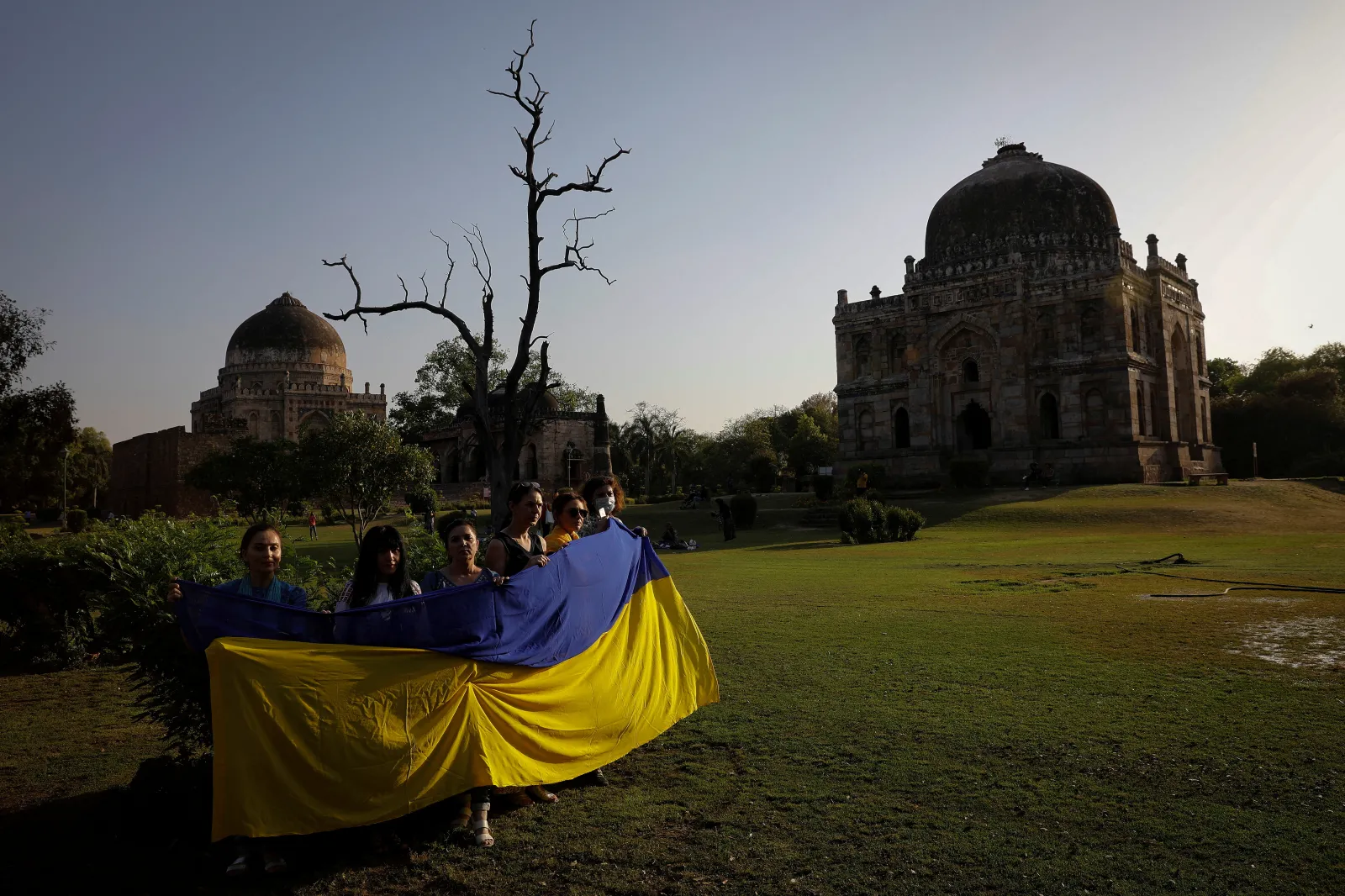 Ukrainians in New Delhi, April 2022