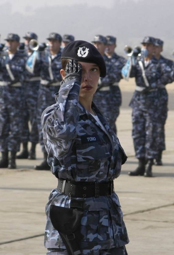 World%27s+Most+Bravest+Uniformed+Ladies+08.jpg