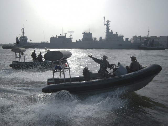 1698284-Pakistannavy-1524990951-857-640x480.jpg