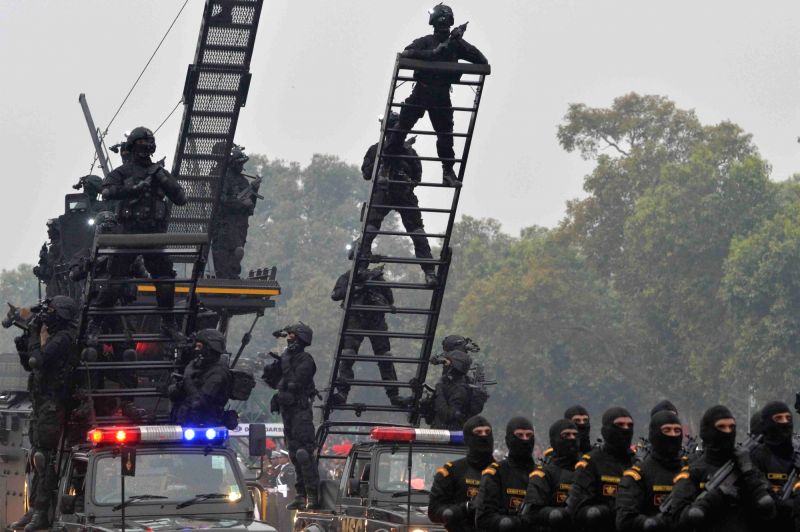 nsg-commandos-march-on-rajpath-during-republic-496550.jpg