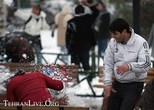 tehran_under_snow_6.jpg