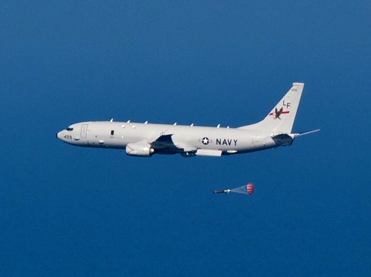 P-8A_Poseidon_of_VP-16_dropping_torpedo_in_2013.JPG