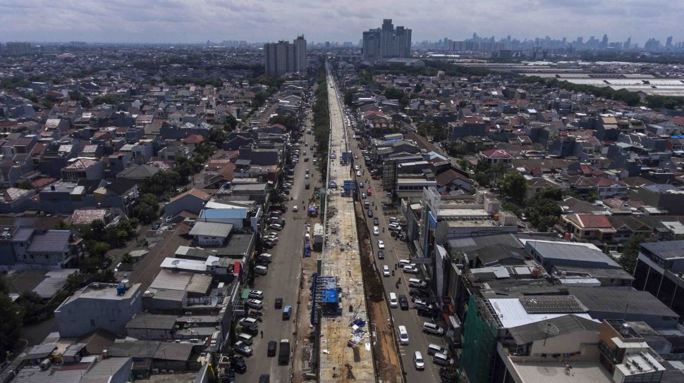 58746-pembangunan-lrt-kelapa-gading.jpg