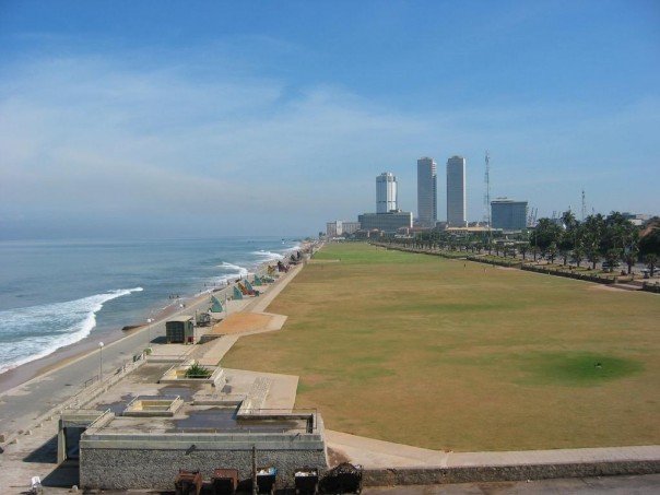 Colombo_-_Galle_Face.jpg