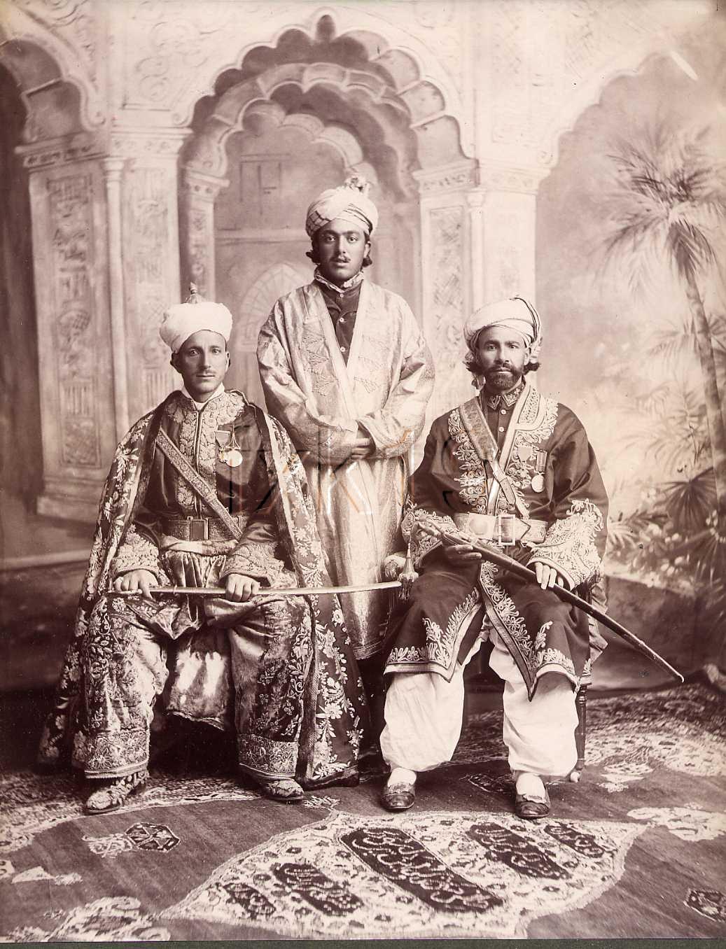 hunzamir1903.jpg