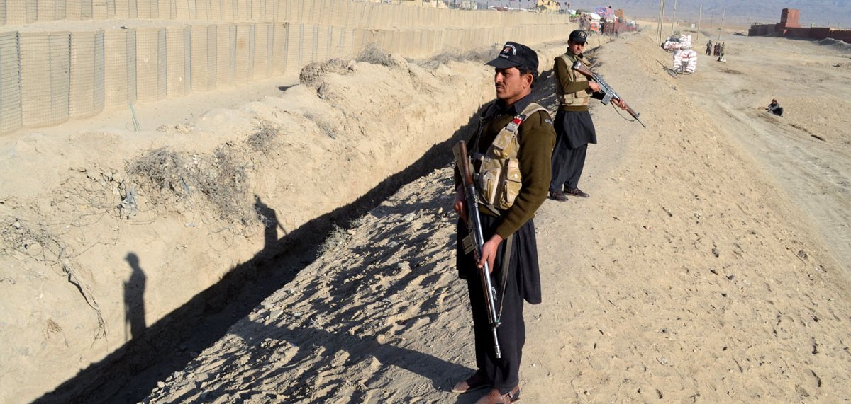 Security-trench-along-Pakistan-Afghanistan-border-nearly-complete.jpg