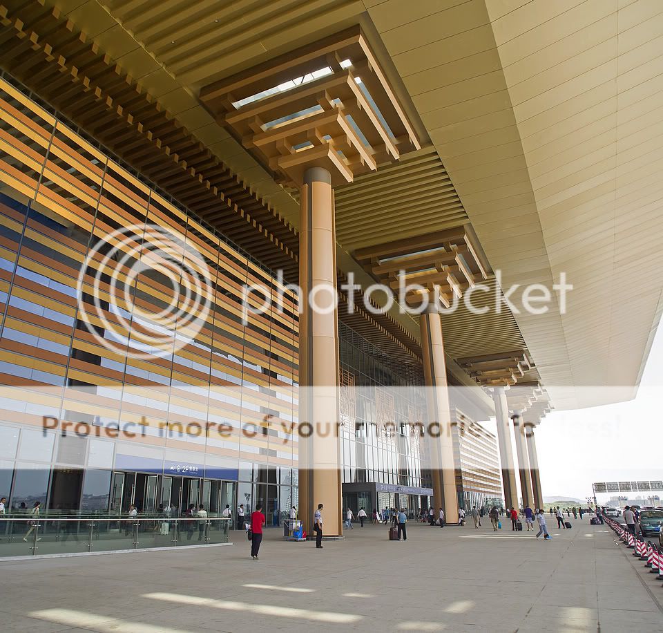 NanjingSouthRailwayStationChina5.jpg