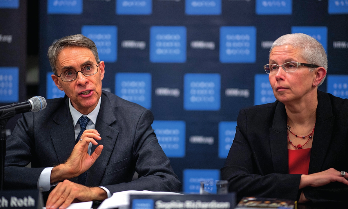 Kenneth Roth (L) and Sophie Richardson of Human Rights Watch Photo: AFP