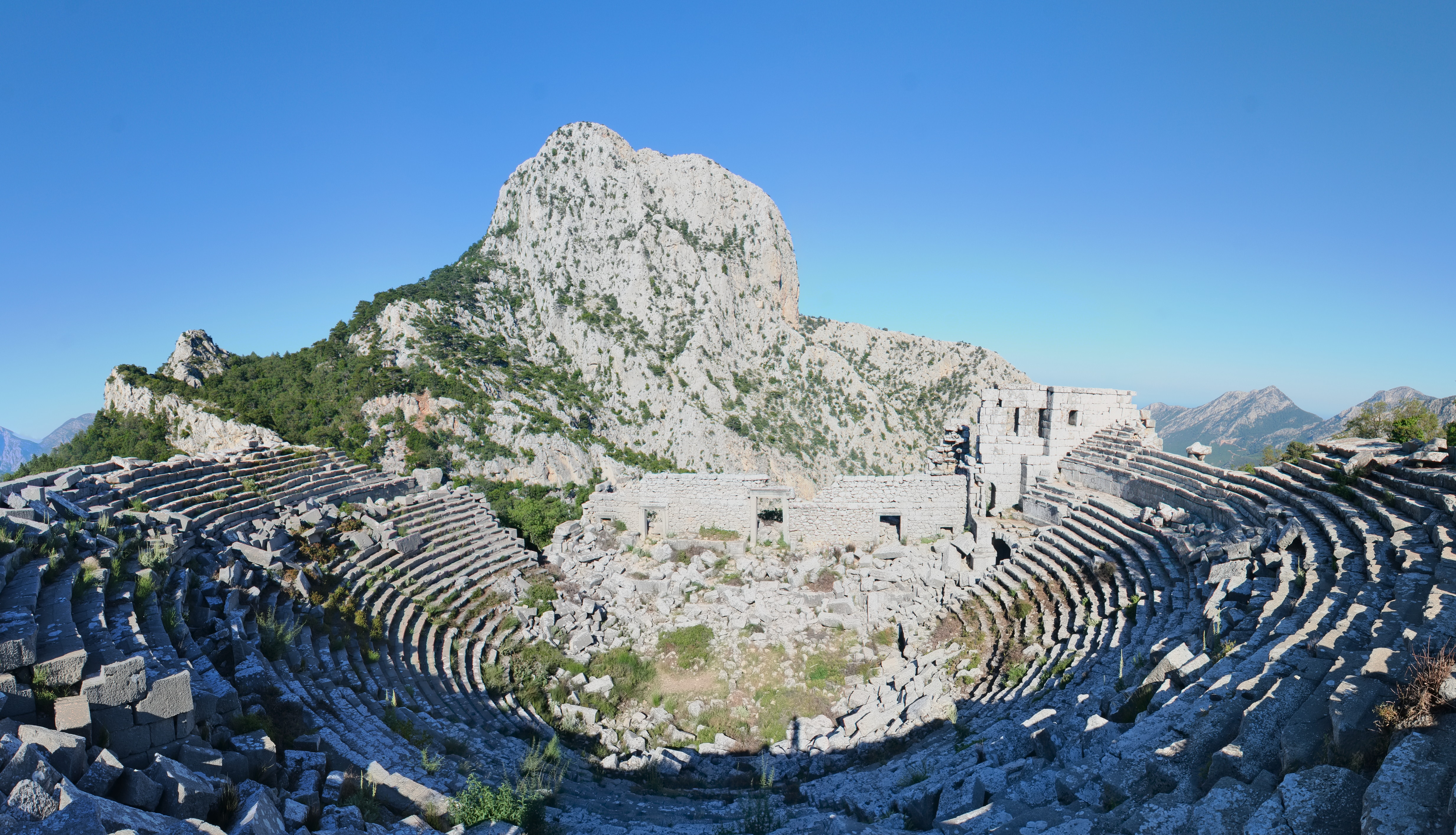 Termessos_-_Theater.jpg