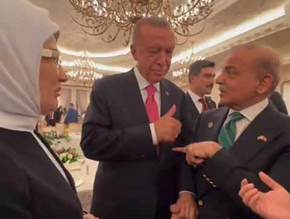 Shehbaz-with-Erdogan1685888389-0.png