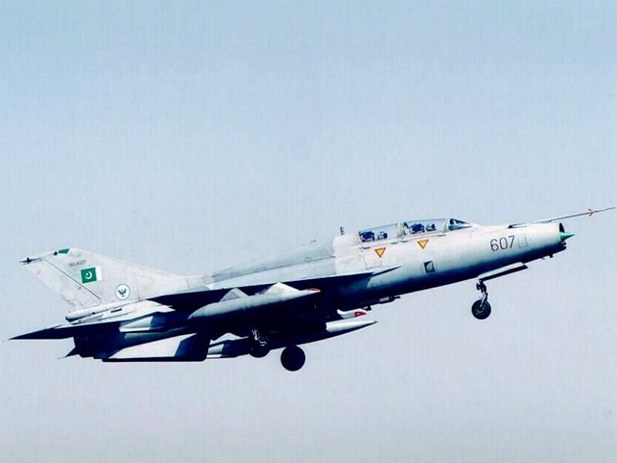 ft-7p_pakaf_90-607.jpg