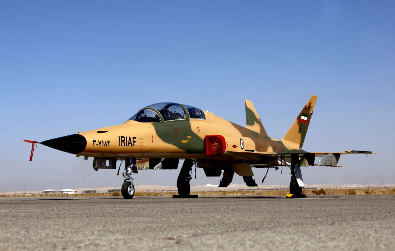 iran_plane_fighter_jet_090215_1.jpg