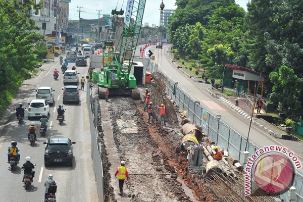 20160229antarafoto-proyek-lrt-palembang-290216-fs-2.jpg