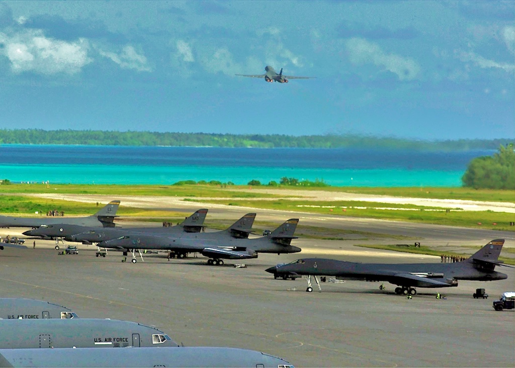 OEF-Diego-Garcia-2001-011007-F-6833L-047.jpg