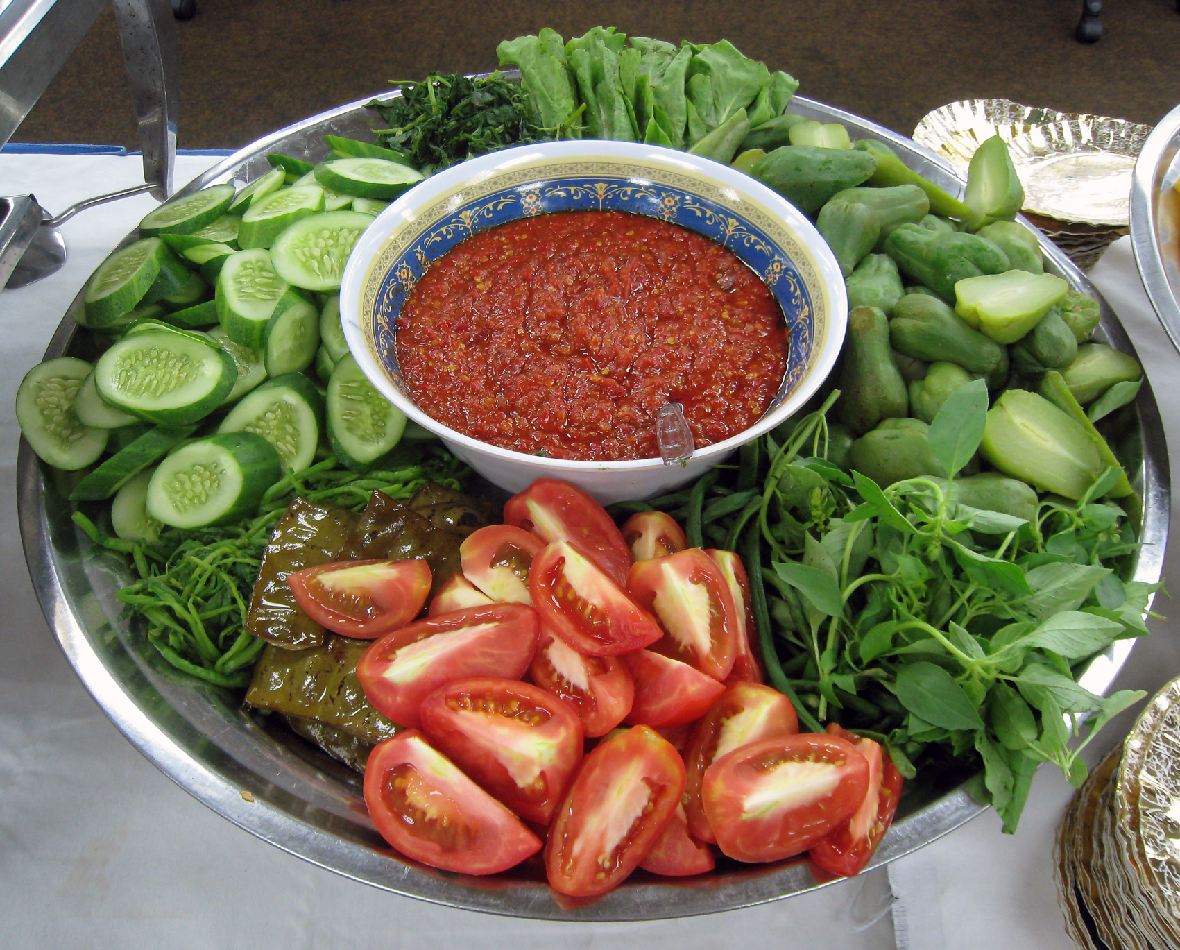 Lalab_platter_and_Sambal.jpg