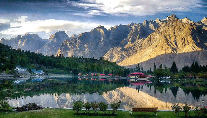 594516_7618716_hunza_updates.gif