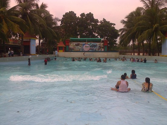 aquatica-water-park.jpg