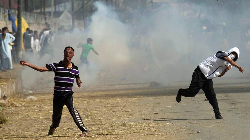 India%20Kashmir%20Protest-1.jpg