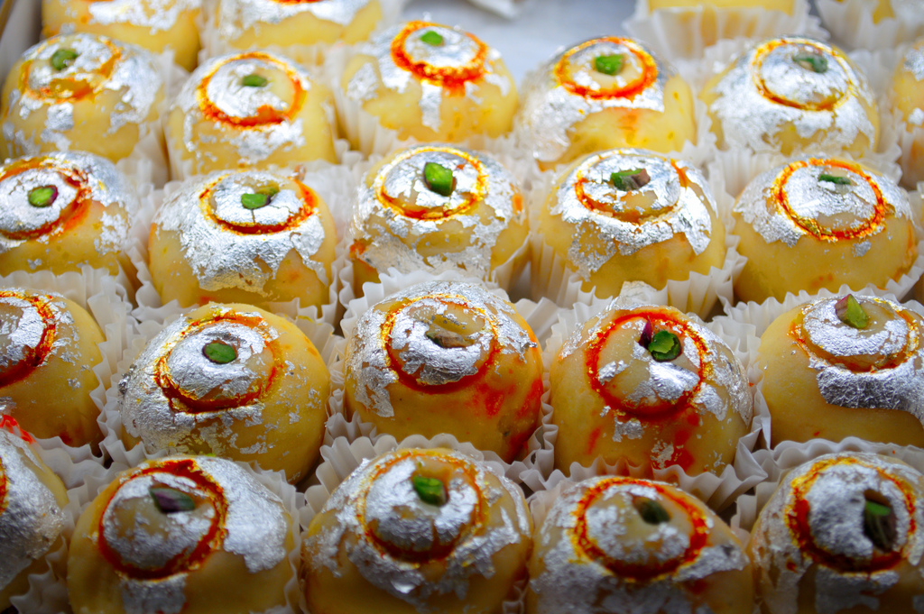 Indian_Sweets_Vark.jpg