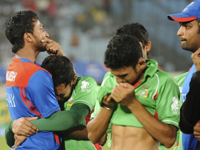 354552-bangladeshcrying-1332609910-367-640x480.jpg