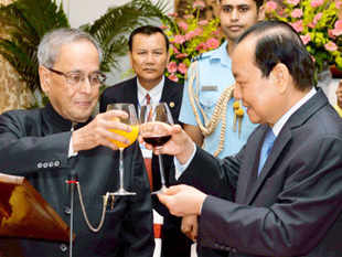 pranab-mukherjee.jpg