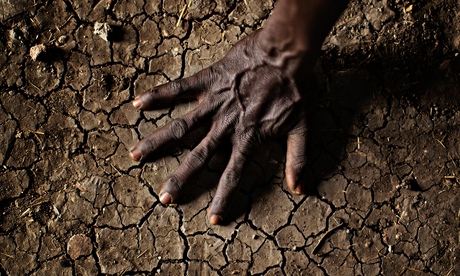 MDG--Parched-soil-in-the--011.jpg